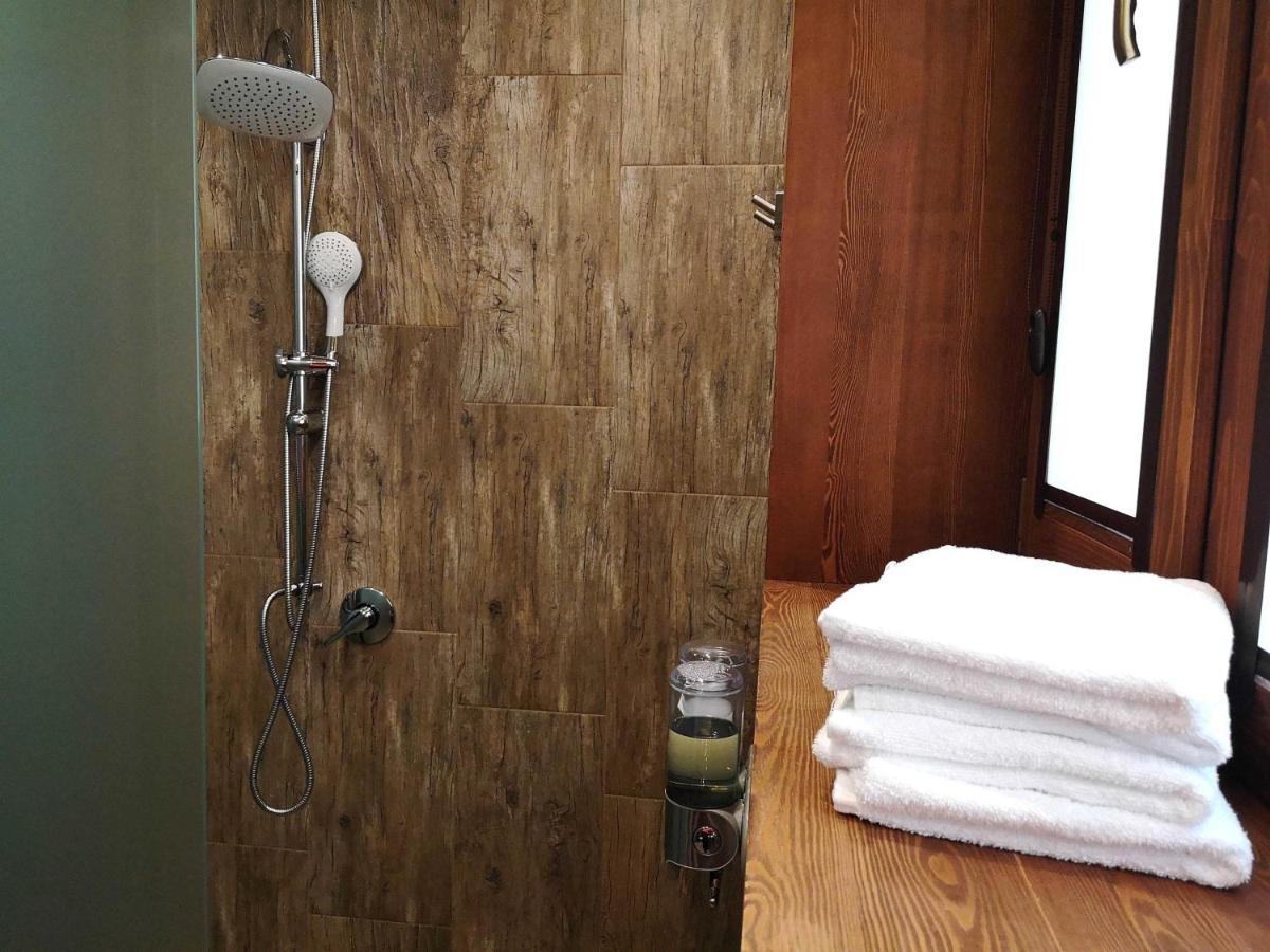 Pinus Villas Lodge With Private Jacuzzi & Phyto-Sauna Retreat Zheleznitsa Extérieur photo